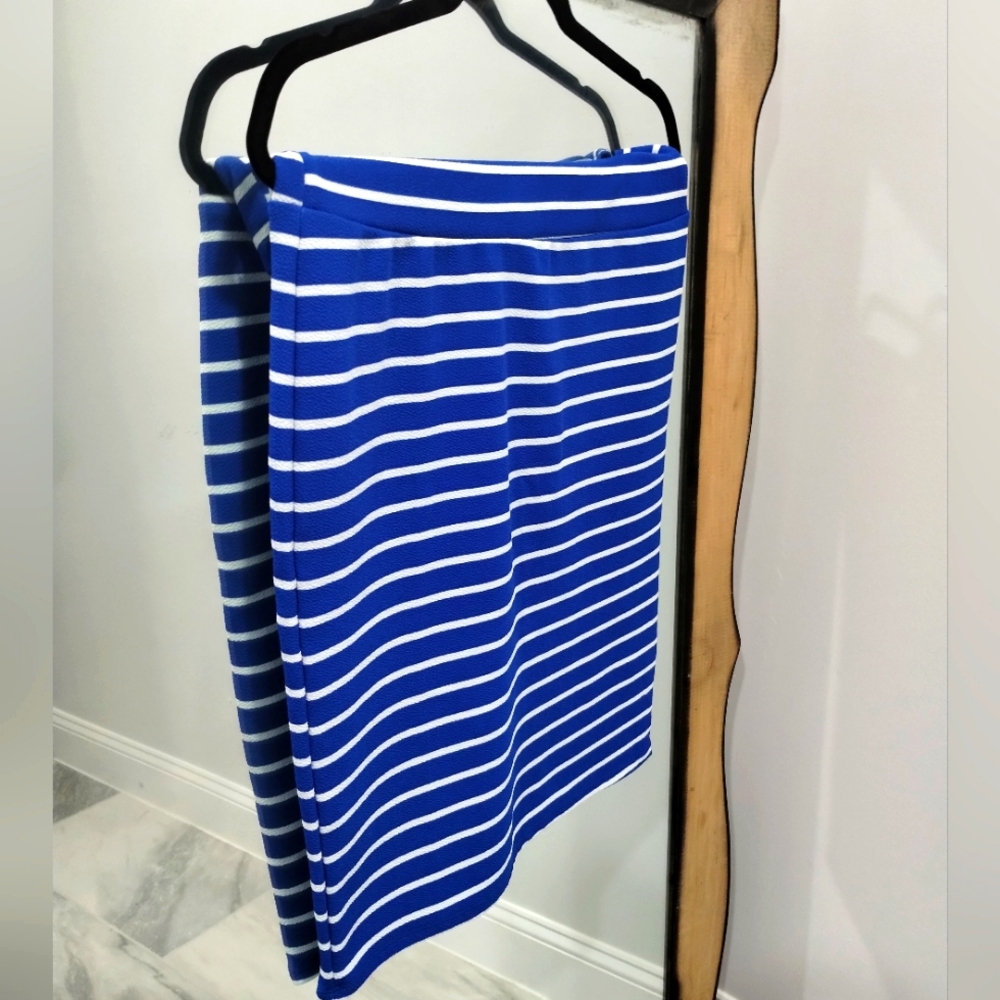 Blue & White pencil skirt